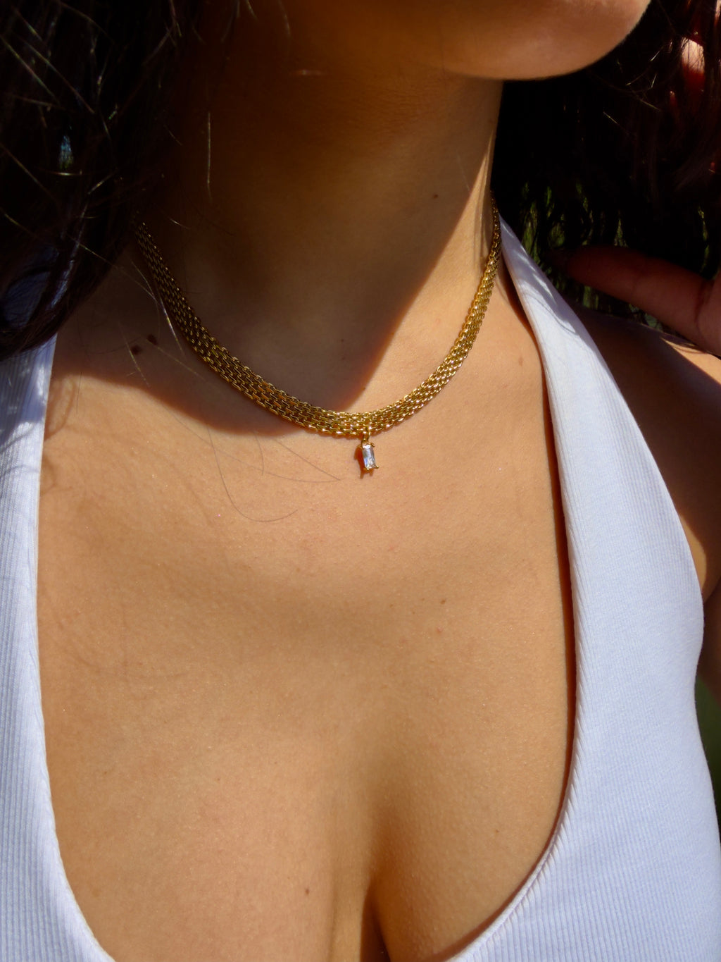 Collier Elara